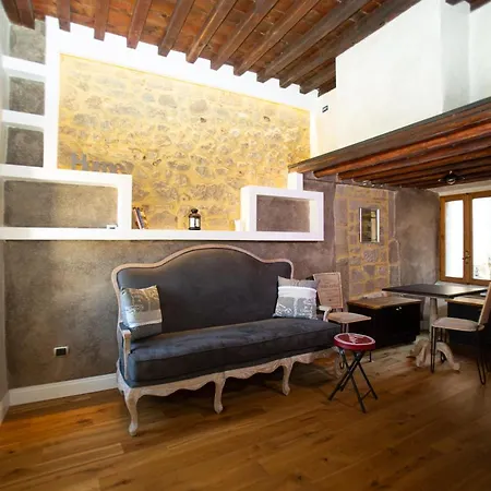 Gusto E Benessere Chic *